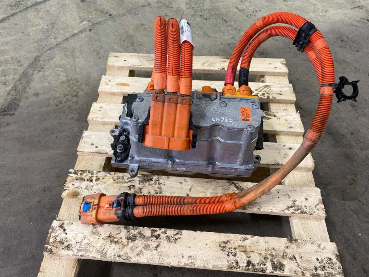 Fiat 500 2007->>24 Invertor, 12-220V