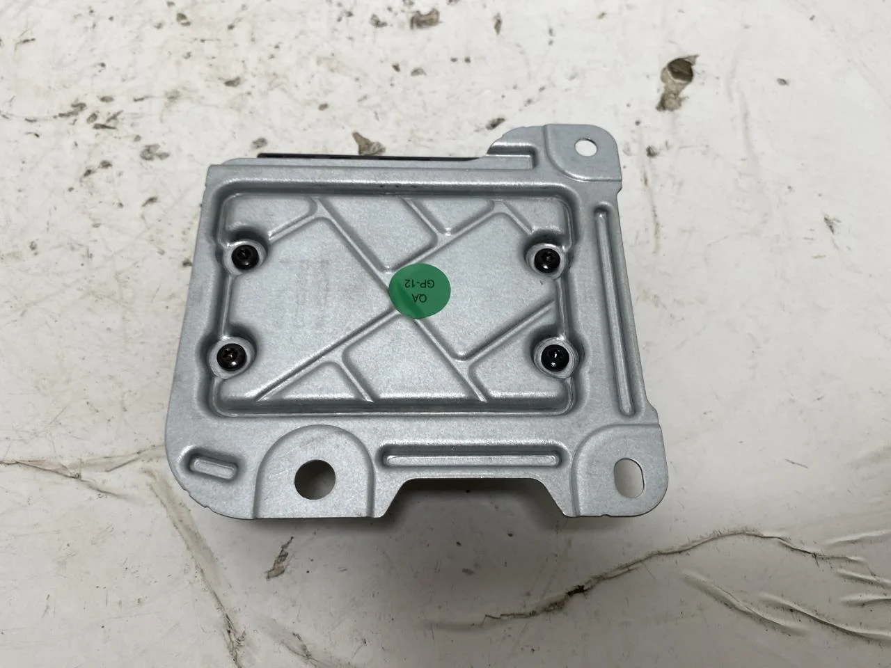 Peugeot 3008/E-3008 2024- Légzsák elektronikai egység nézet 3