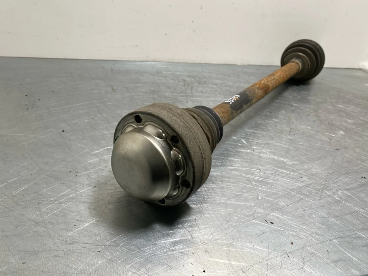 Fiat 500 2007->>24 Front right driveshaft view 3