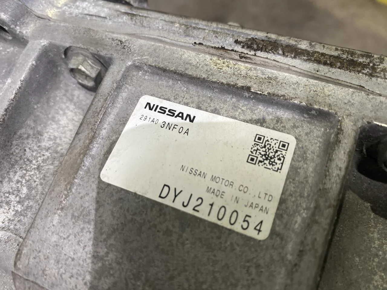 Nissan LEAF 2011-17 Inverter, 12-220V view 4