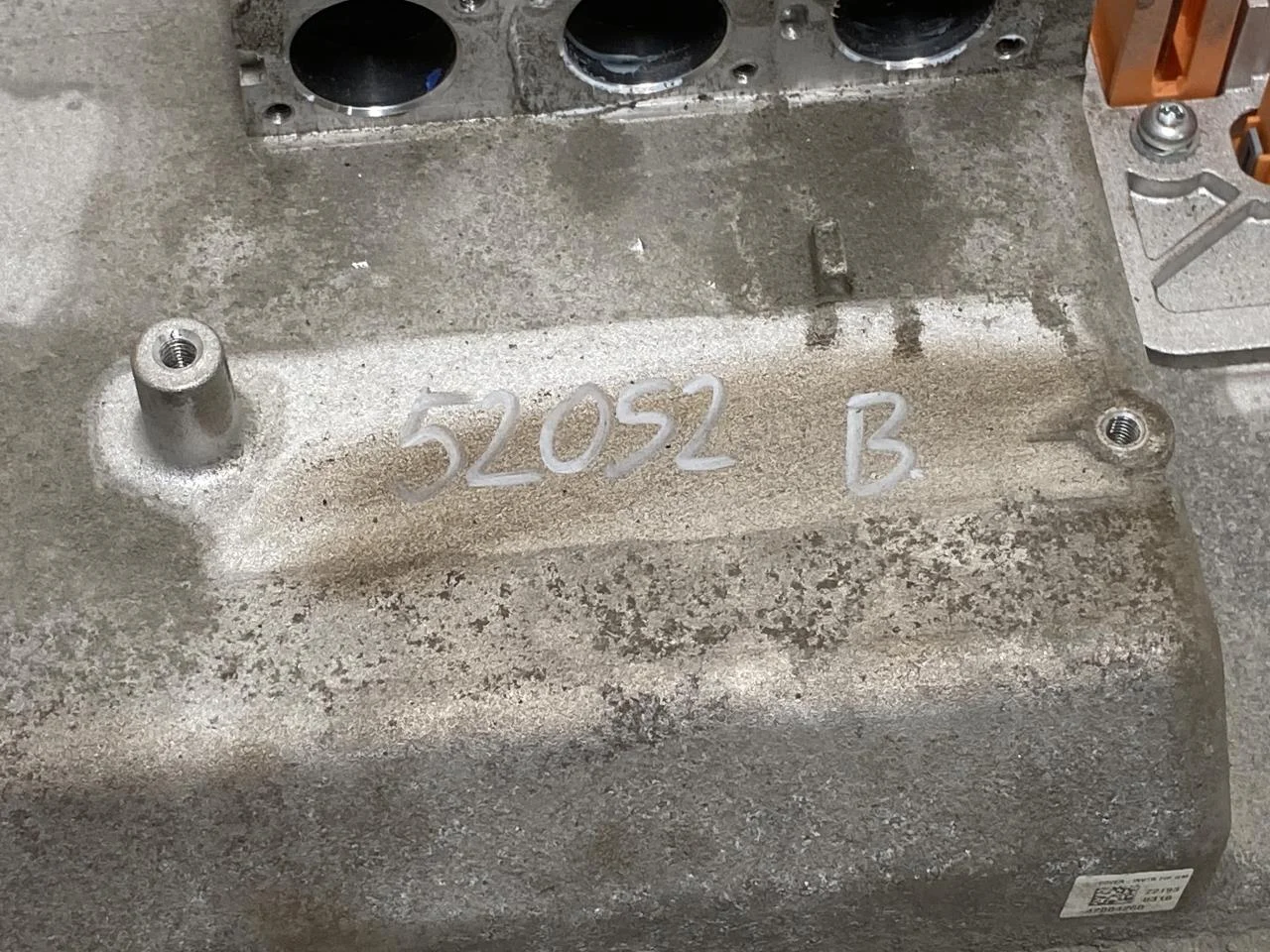 Volvo XC40/RECHARGE 2018- Invertor, 12-220V vedere 2