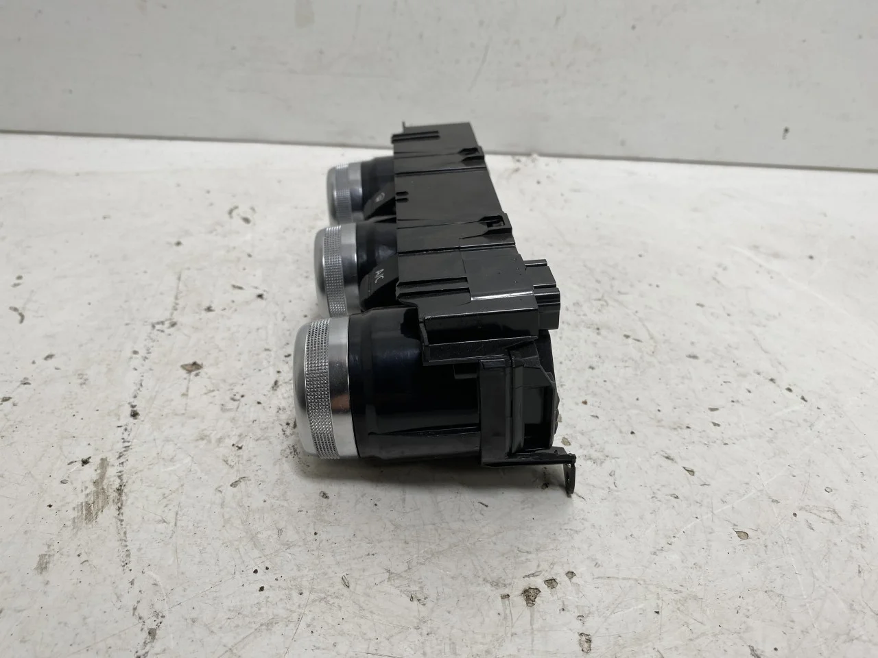 Renault ZOE/E- TECH 2013--> Heater control unit view 4