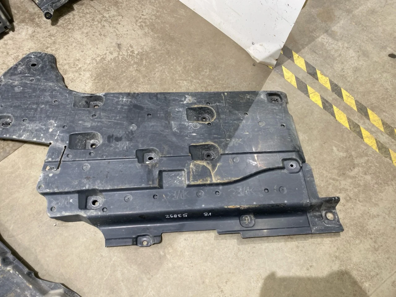 Opel / Vauxhall CORSA F 2020- Underbody protection plate (engine/gearbox/floor) view 3