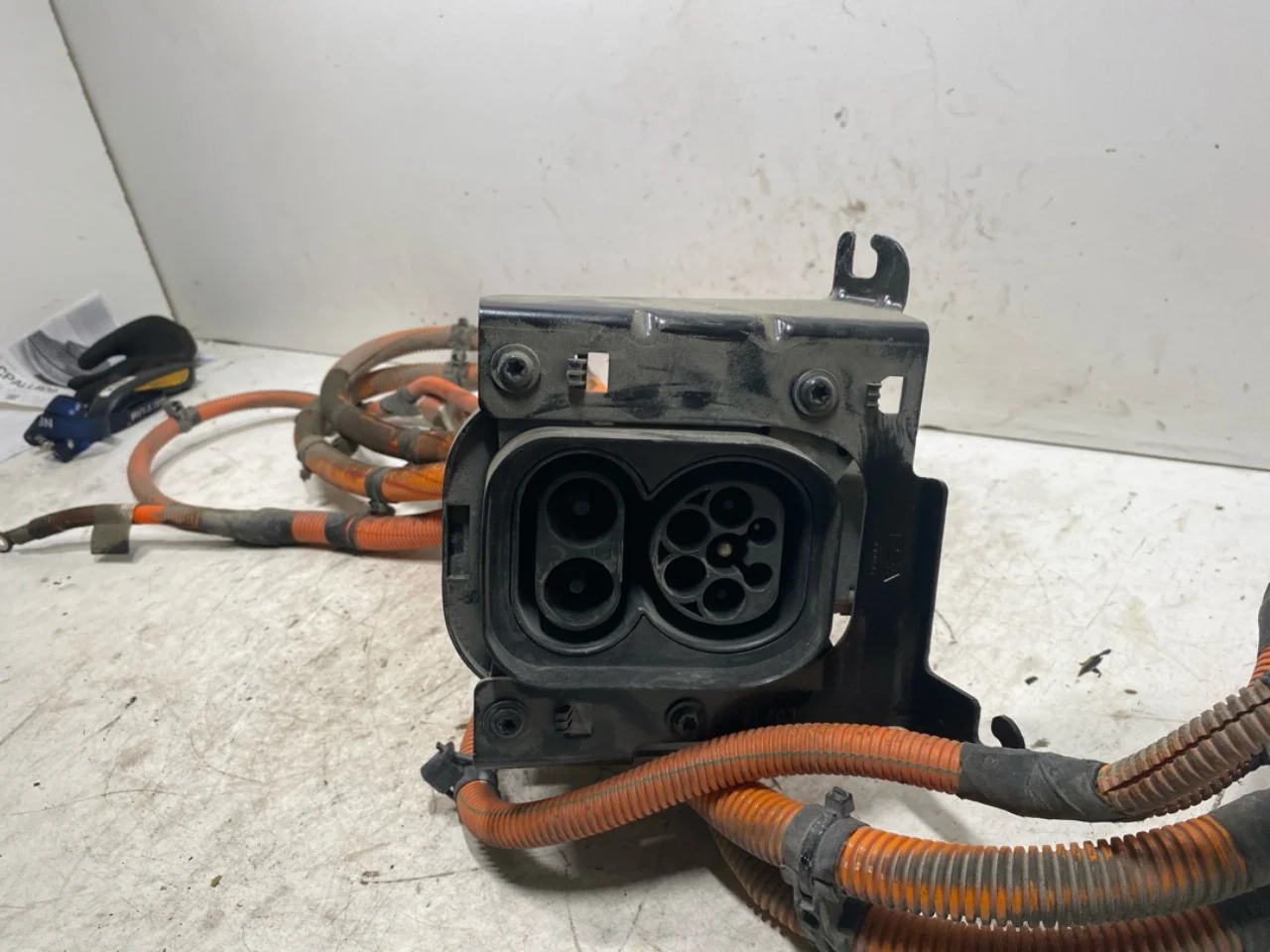 Citroen C4/E-C4 C4X/E-C4X 21->> Capac port încărcare, electric / hibrid vedere 3