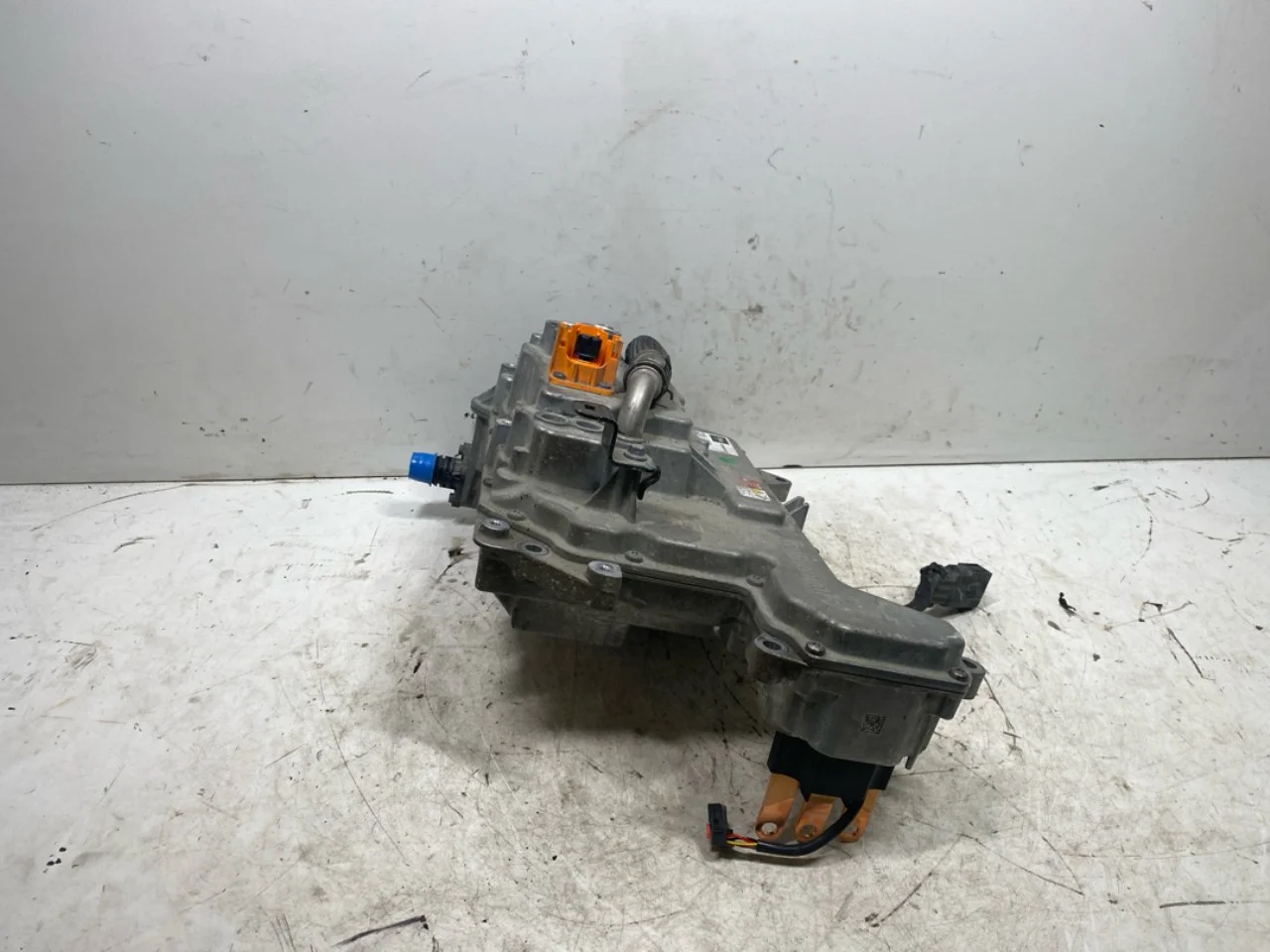 Citroen C4/E-C4 C4X/E-C4X 21->> Inverter, 12-220V nézet 3