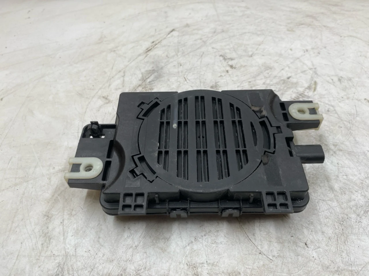 Difuzor sunet motor