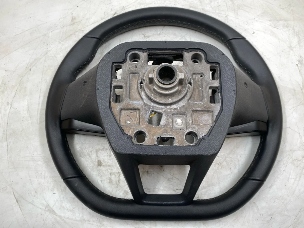 Maxus EUNIQ5 MPV 2021- Kormánykerék nézet 2
