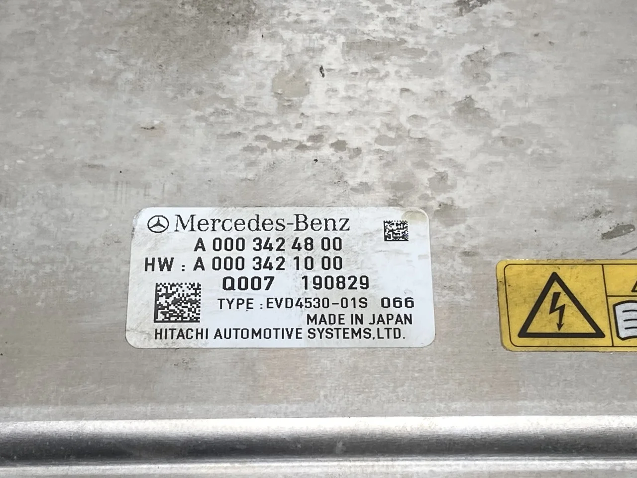 Mercedes EQC 2020- Feszültségátalakító, akkumulátor nézet 2