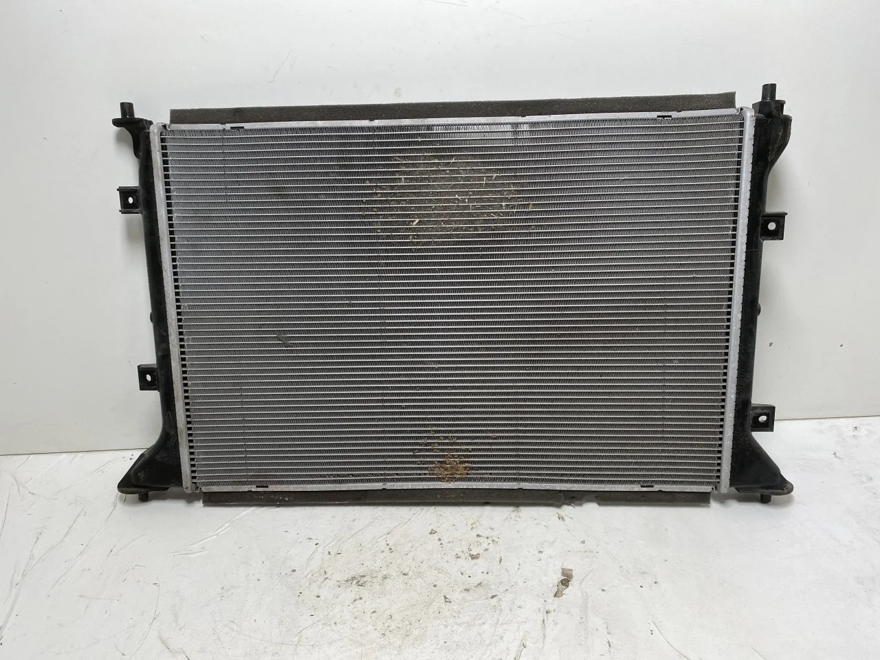 Kia EV6 2022- Radiator, cutie automată vedere 2