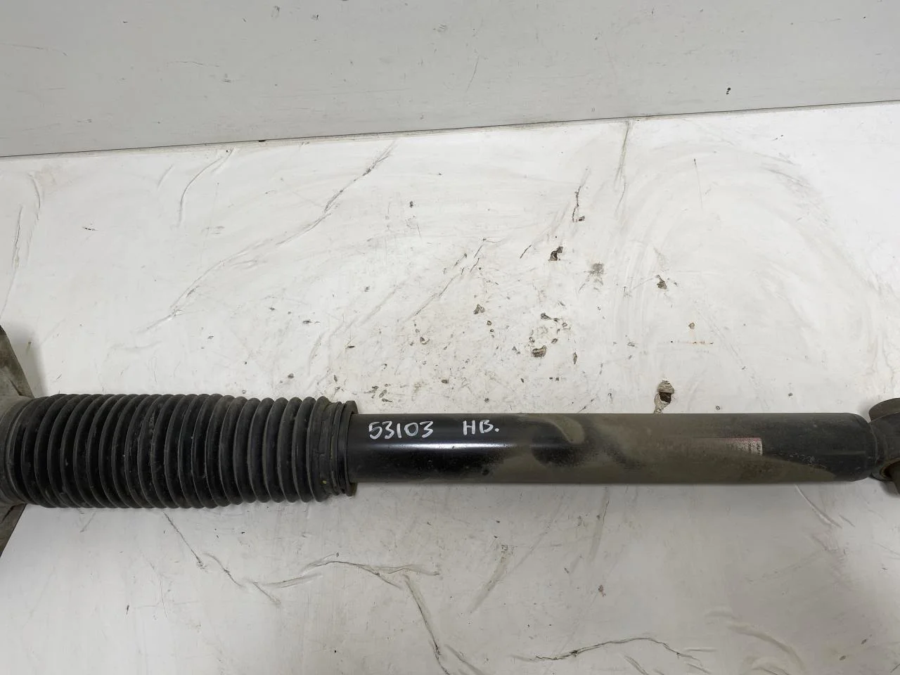 Kia EV6 2022- Shock absorber, rear view 2