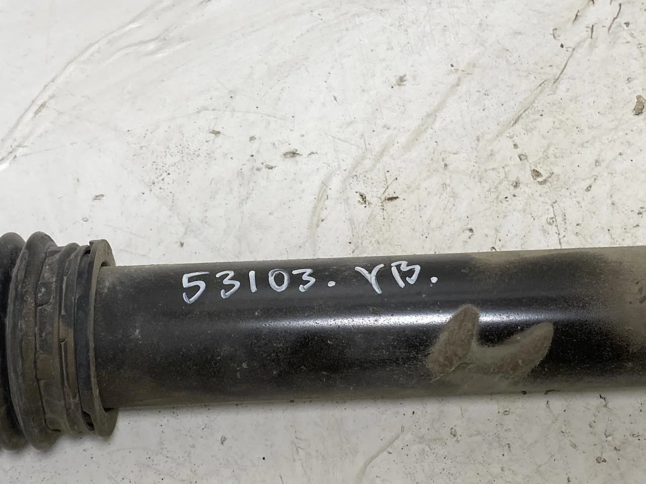 Kia EV6 2022- Shock absorber, rear view 2