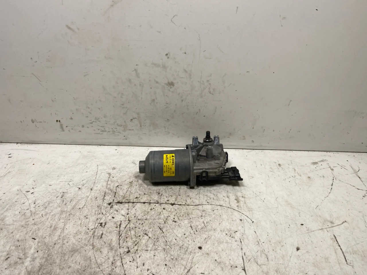 Kia EV6 2022- Ablaktörlő motor, szélvédő