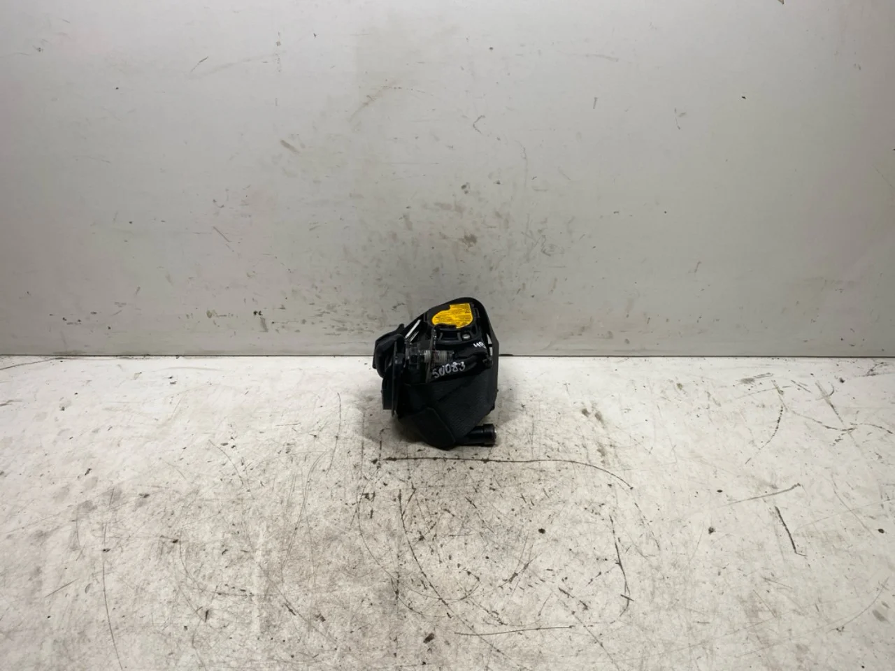 Kia EV6 2022- Rear right seat belt view 2