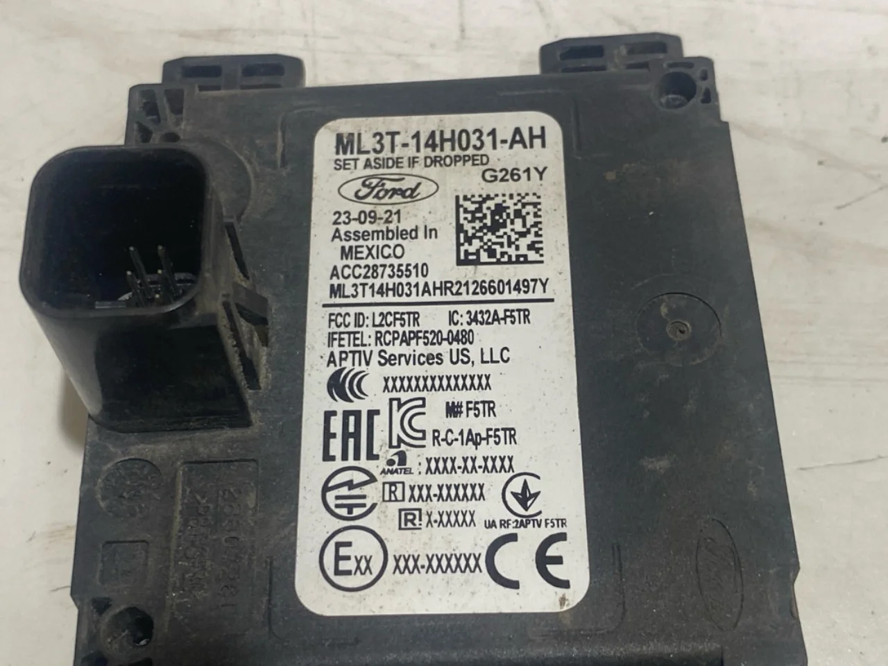 Ford MUSTANG MACH-E 2021- Active collision protection sensor view 3