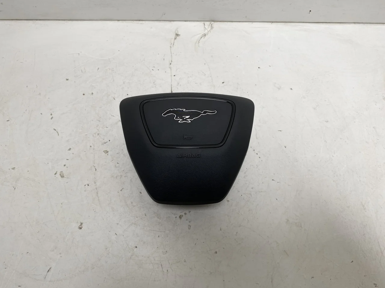 Ford MUSTANG MACH-E 2021- Légzsák, kormánypárna