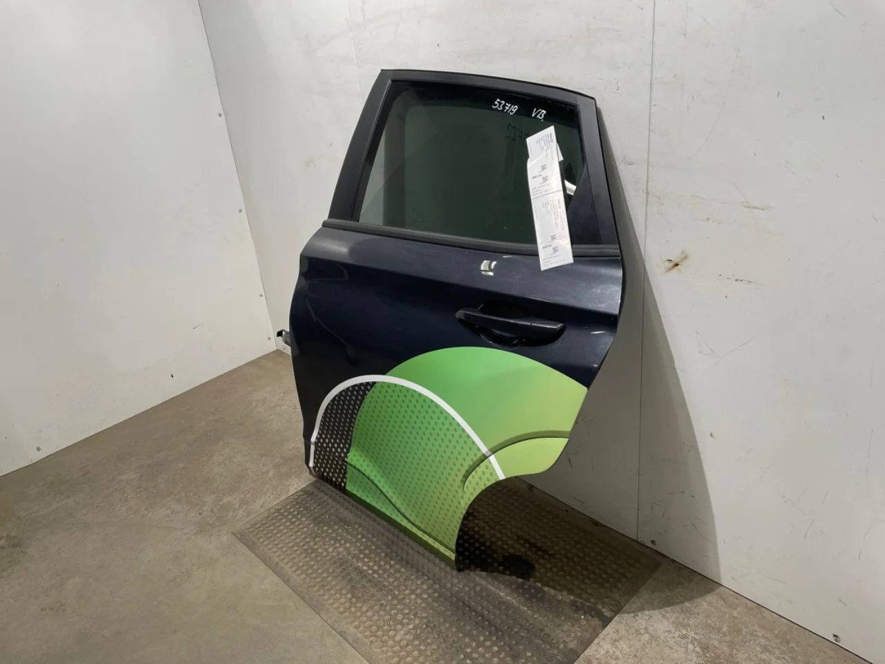 Hyundai KONA / ELECTRIC 2018-23 Ajtó, 4 ajtós, hátsó, bal nézet 3