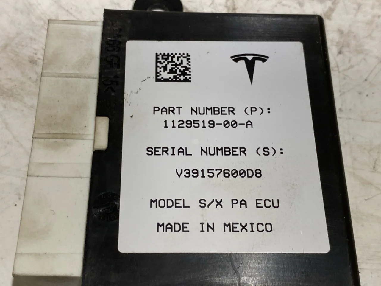Tesla MODEL X 2016- Vezérlőegység, parkolássegéd nézet 3