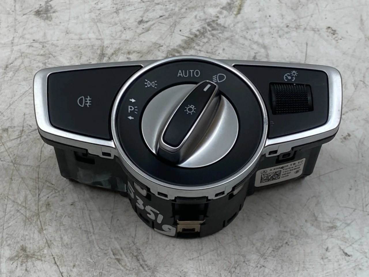 Mercedes EQC 2020- Fényszóró főkapcsoló