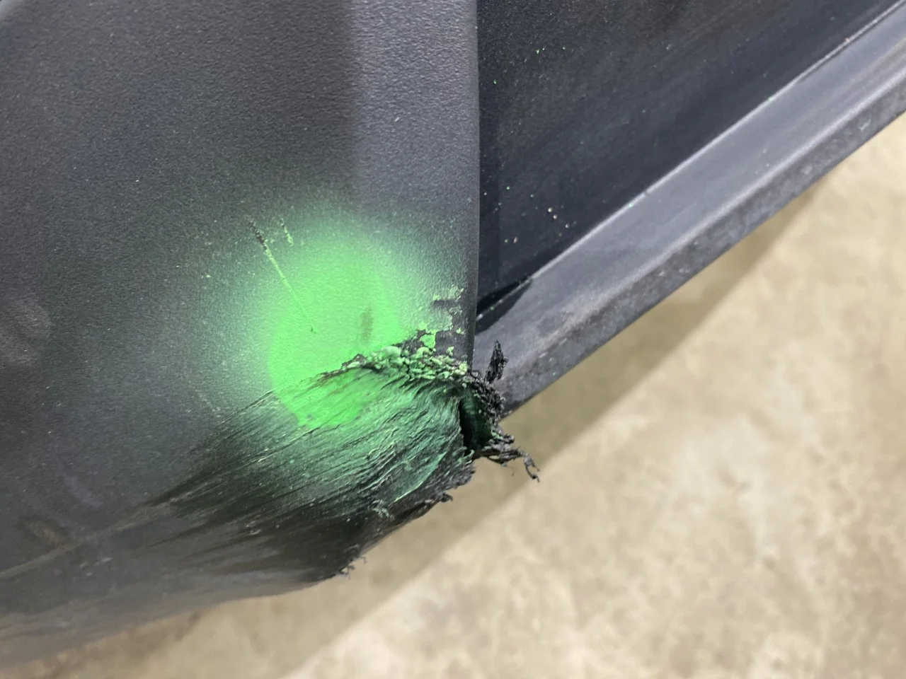 Tesla MODEL Y 2021- Rear bumper view 3