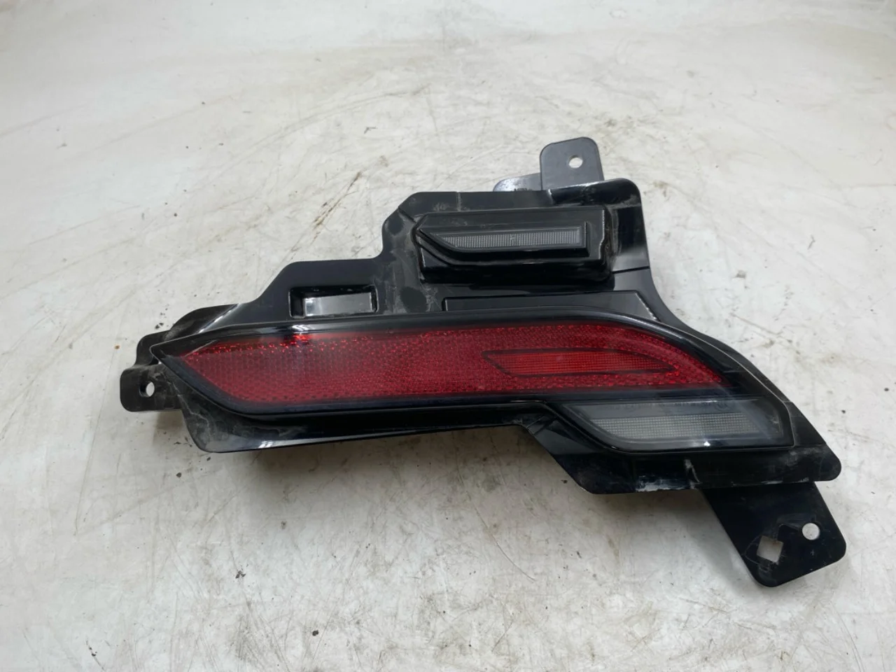 Tesla MODEL Y 2021- Lampă spate dreapta