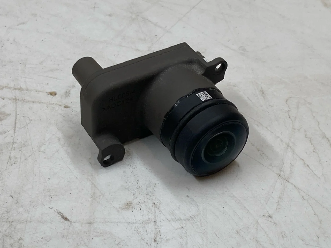 Tesla MODEL Y 2021- Exterior camera