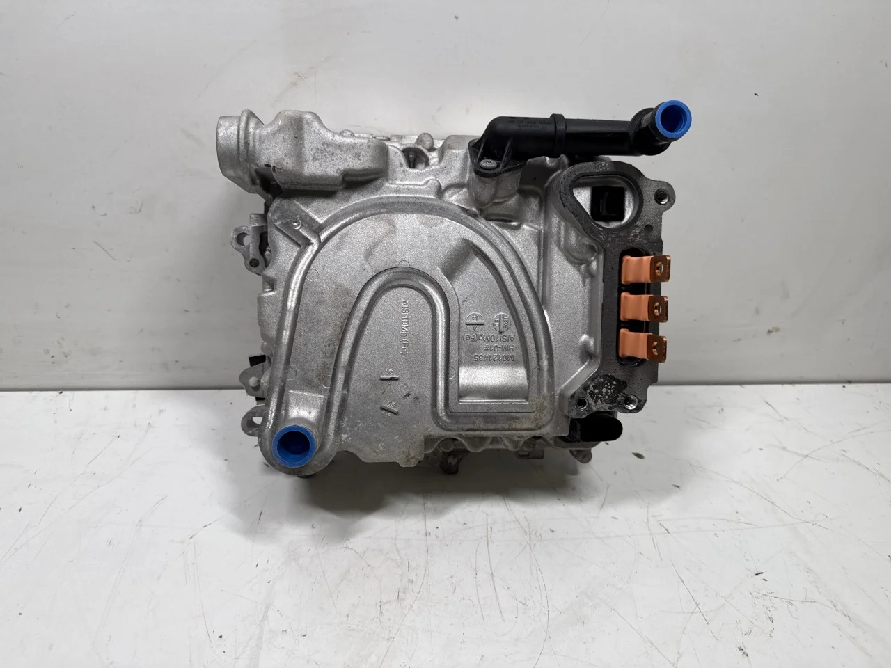 Audi Q4 E-TRON FZ 2021- Invertor, 12-220V vedere 2