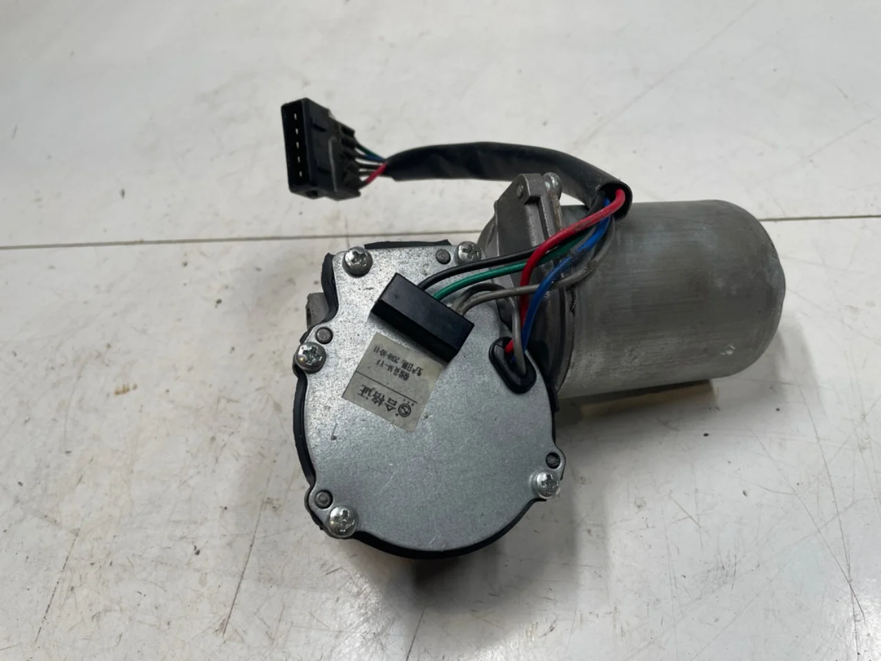 Maxus EV80 2019-> Ablaktörlő motor, szélvédő nézet 2