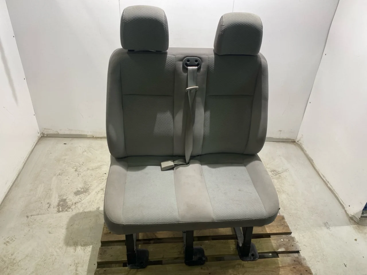 Maxus EV80 2019-> Ülés, első, jobb