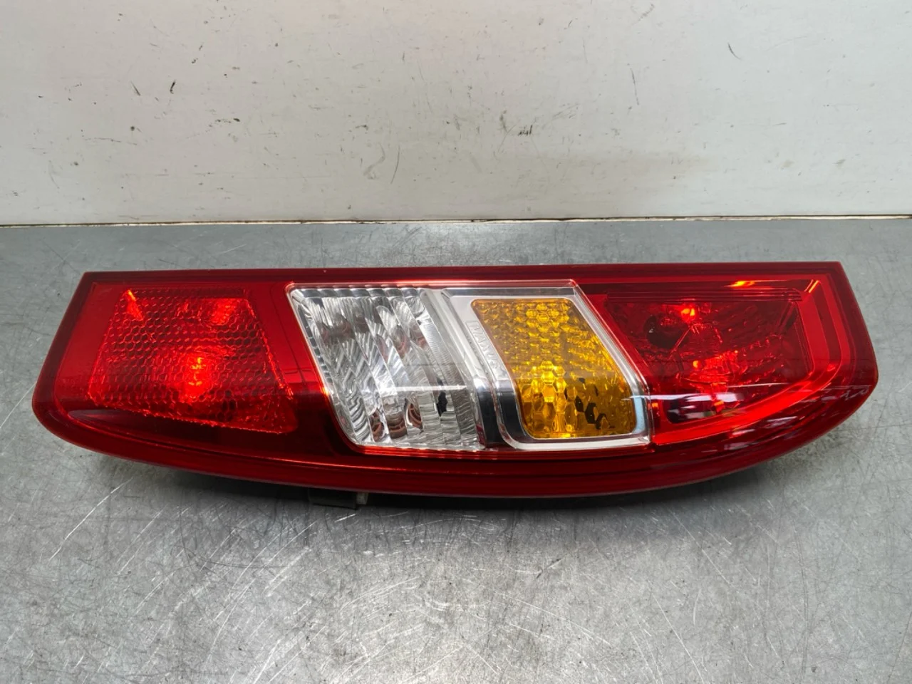 Maxus EV80 2019-> Hátsó lámpa, jobb