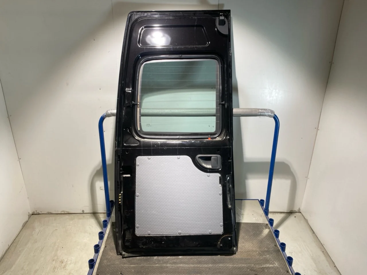 Maxus EV80 2019-> Hátsó ajtó, furgon, jobb nézet 4