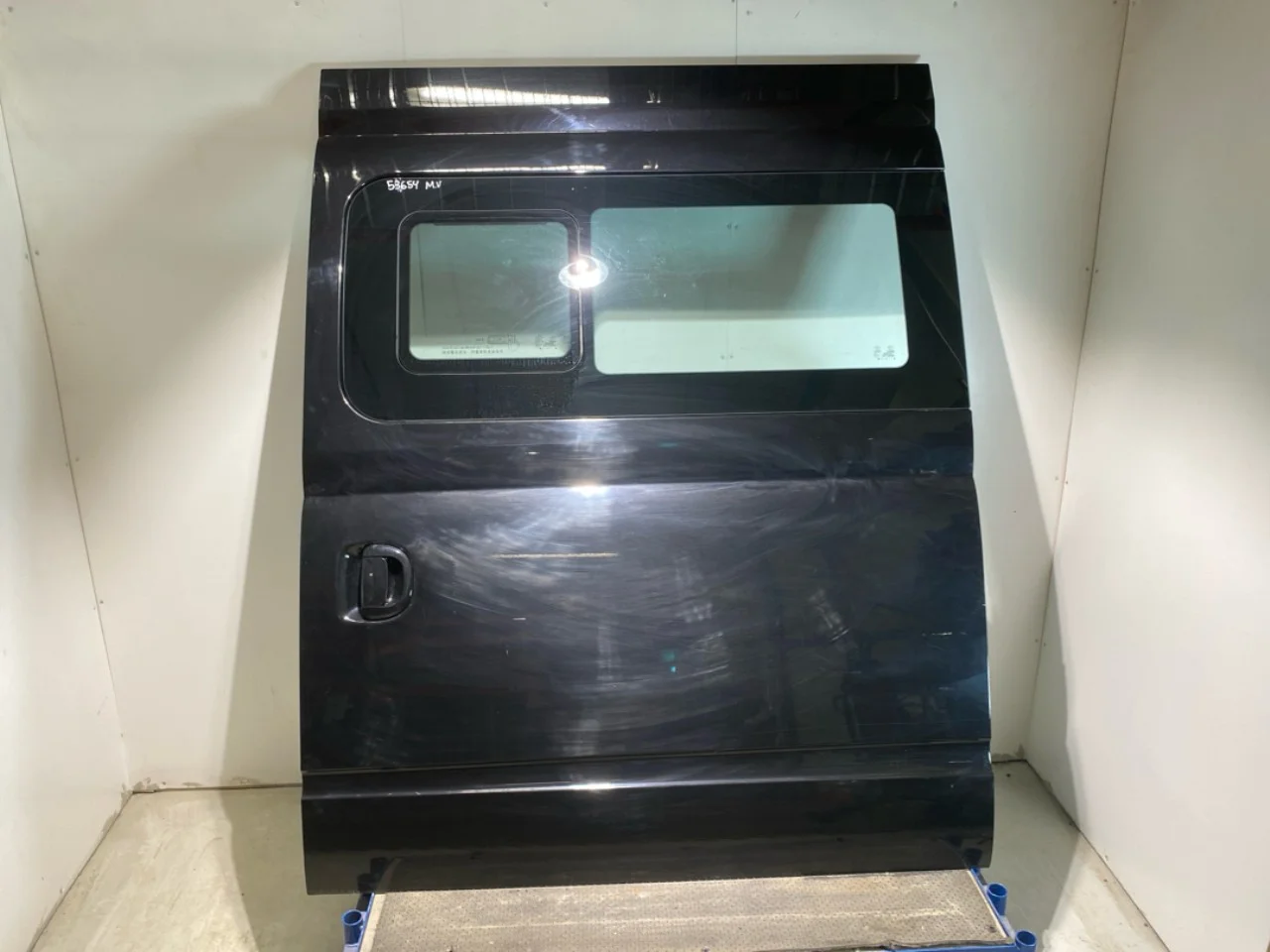 Maxus EV80 2019-> Bal tolóajtó