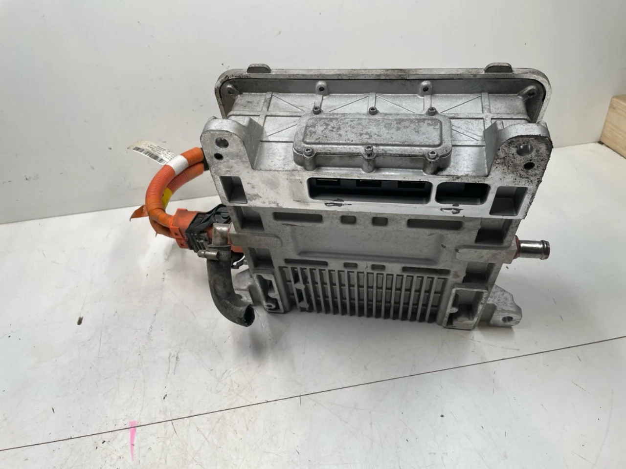 Maxus EV80 2019-> Inverter, 12-220V view 4