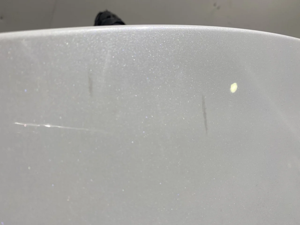 Tesla MODEL Y 2021- Spoiler, tailgate view 3