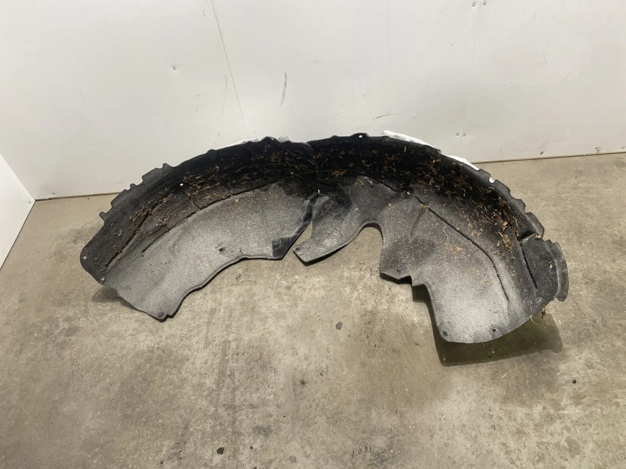 Tesla MODEL Y 2021- Inner fender liner