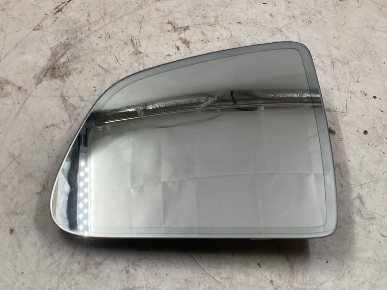 Tesla MODEL Y 2021- Tükörlap, bal