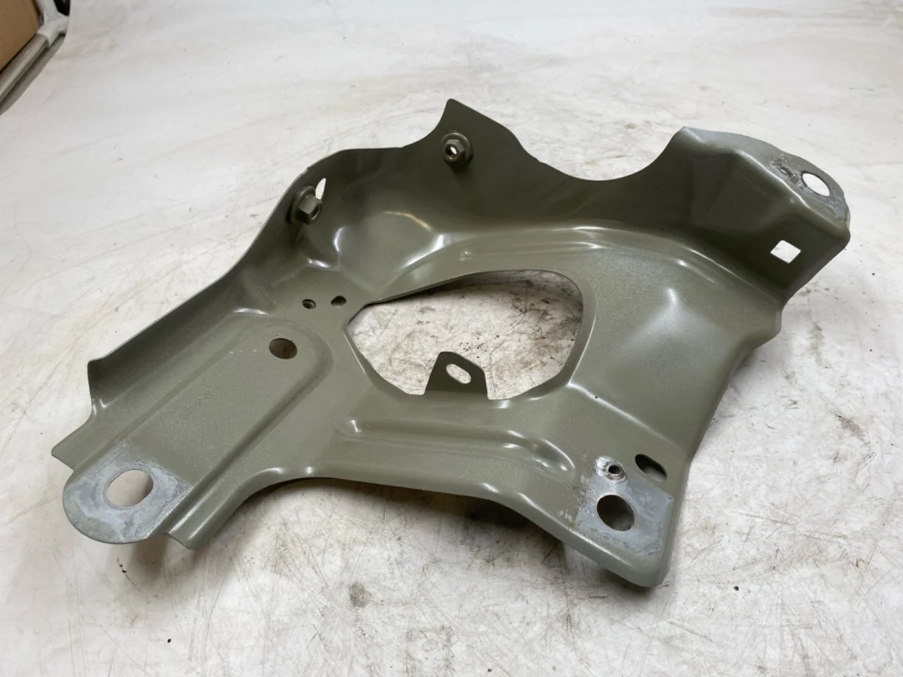 Tesla MODEL Y 2021- Body shell
