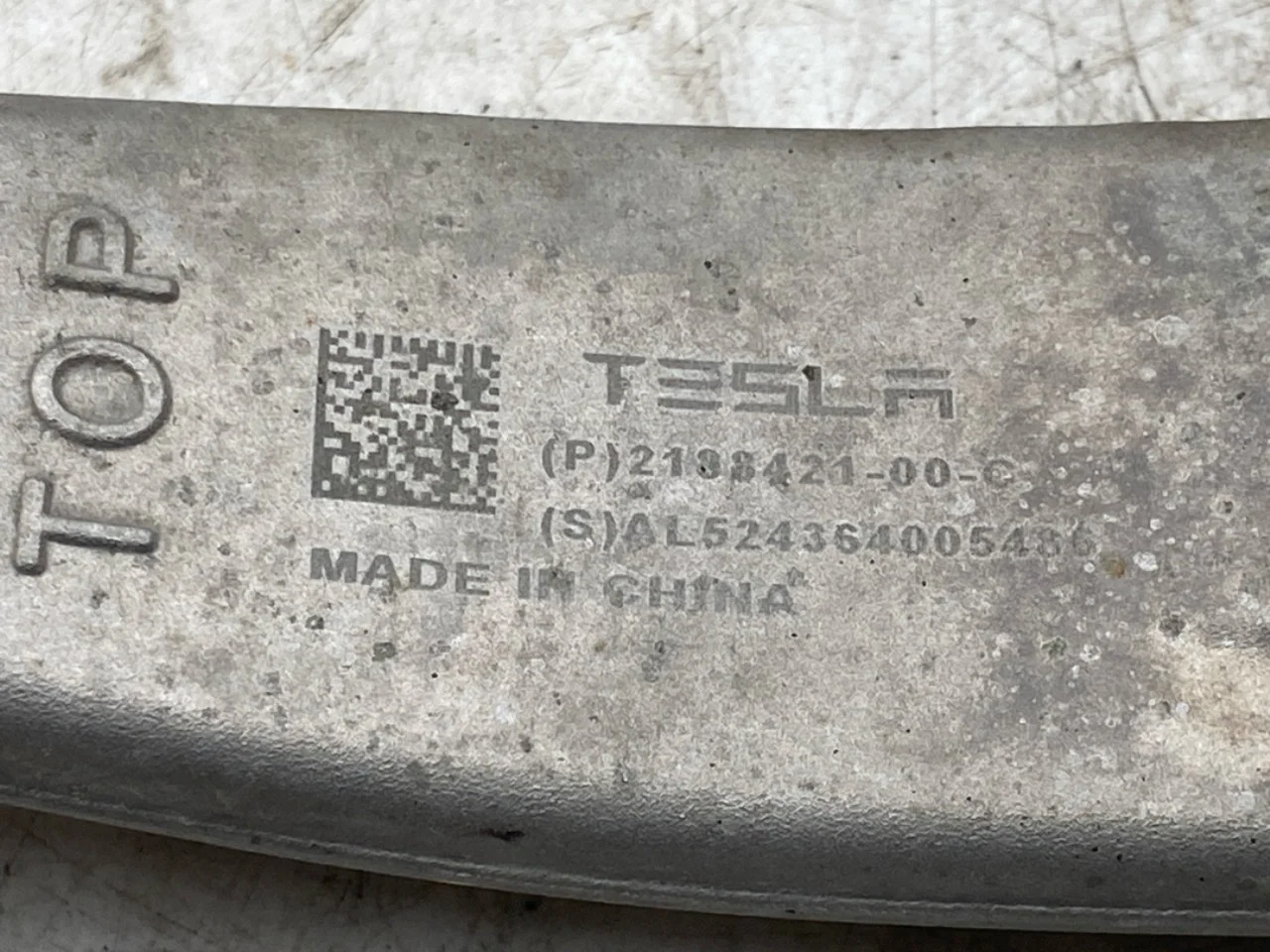 Tesla MODEL Y 2021- Braț suspensie, stânga spate vedere 3