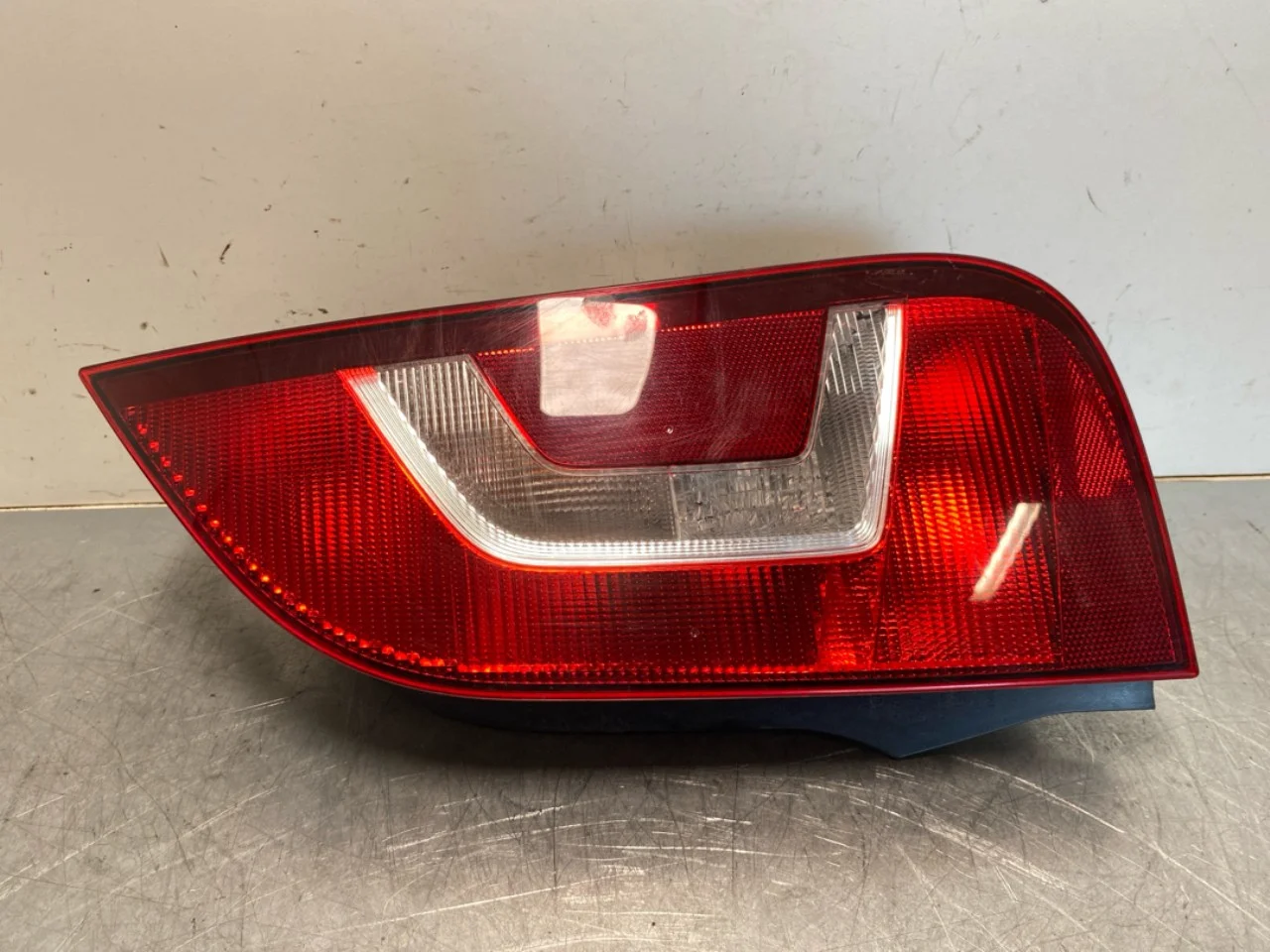 Volkswagen UP!, E-UP! Lampă spate dreapta