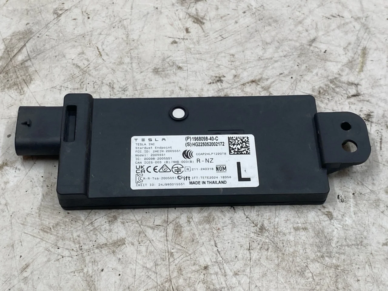 Tesla MODEL Y 2021- Control unit, Bluetooth