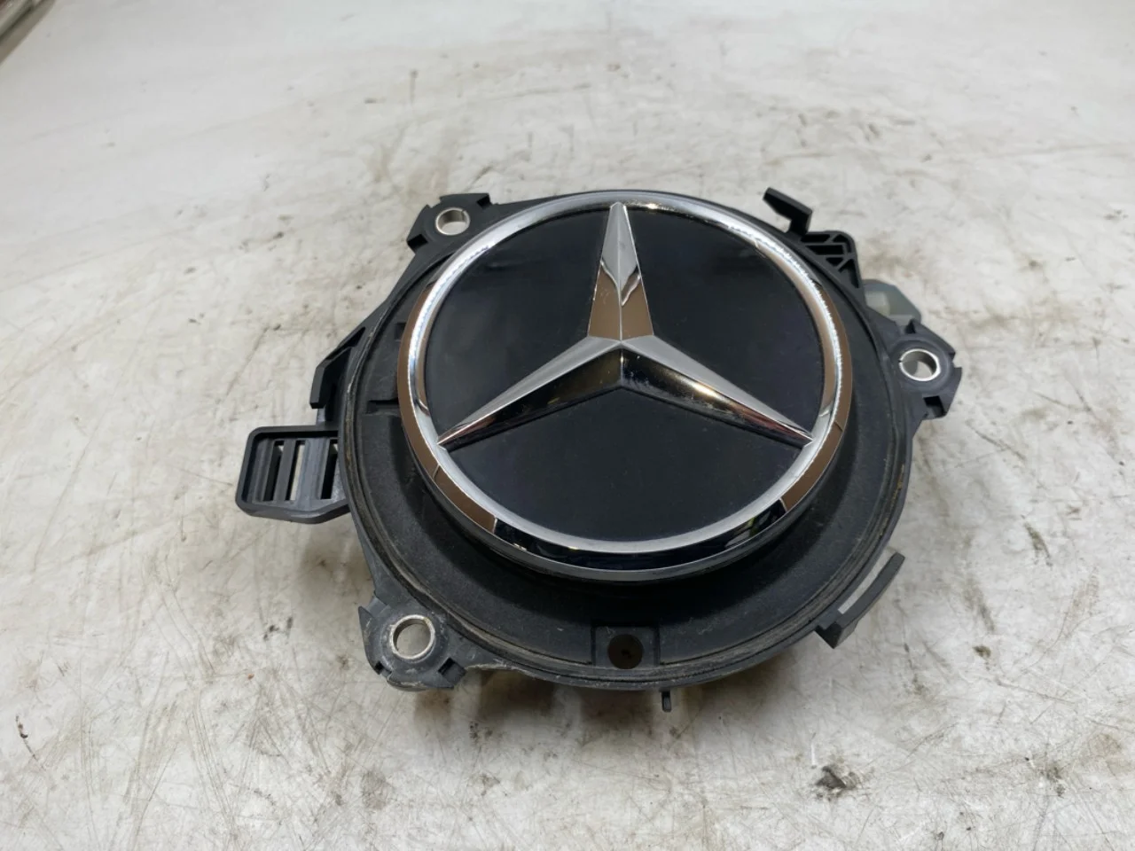 Mercedes EQS SUV X296 2022- Tailgate exterior handle