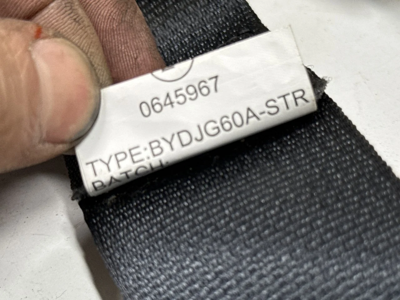 Byd TANG 2021->> Rear right seat belt view 2