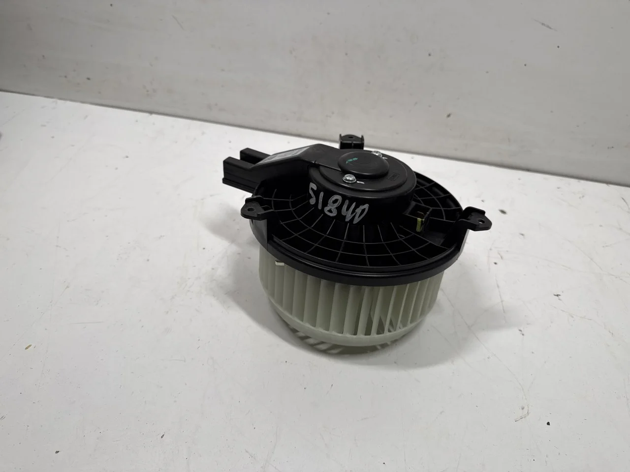 Byd TANG 2021->> Fűtésventilátor motor nézet 2
