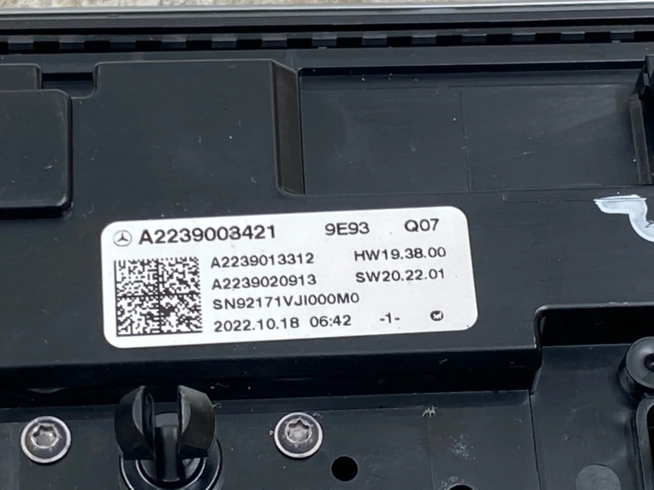 Mercedes EQS SUV X296 2022- Ülésfűtés kapcsoló nézet 3
