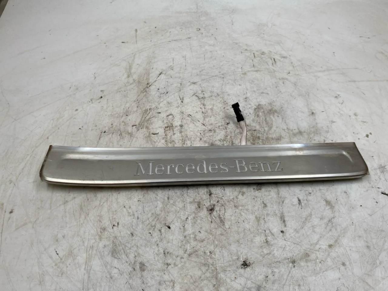 Mercedes EQS SUV X296 2022- Trim molding, other