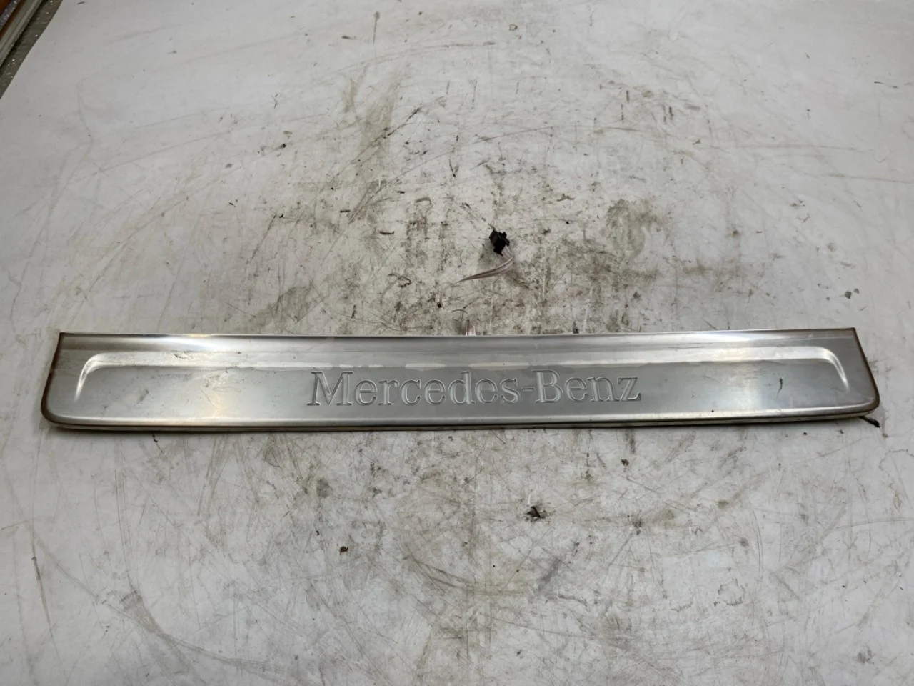Mercedes EQS SUV X296 2022- Trim molding, other