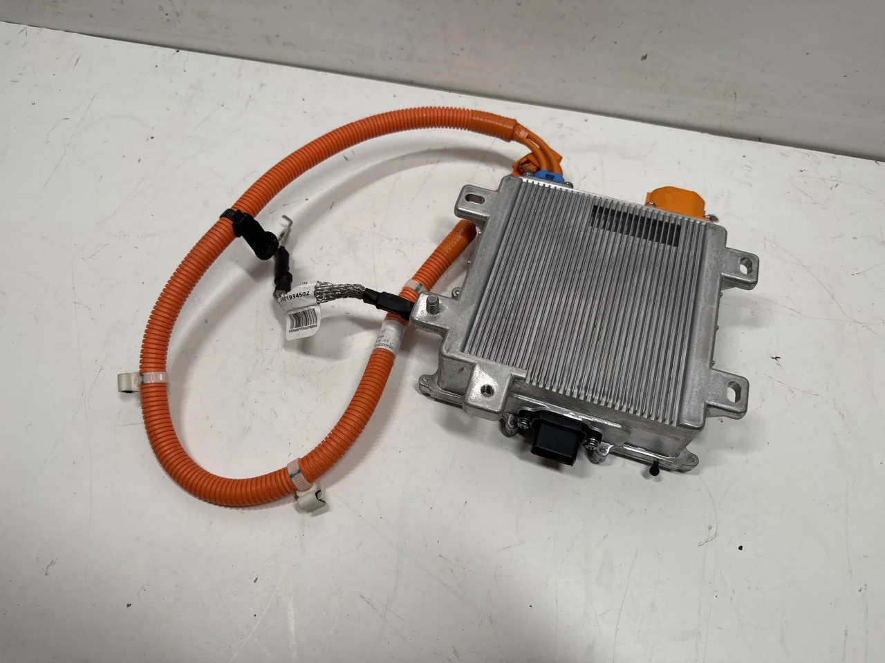 Byd TANG 2021->> Invertor, 12-220V vedere 4