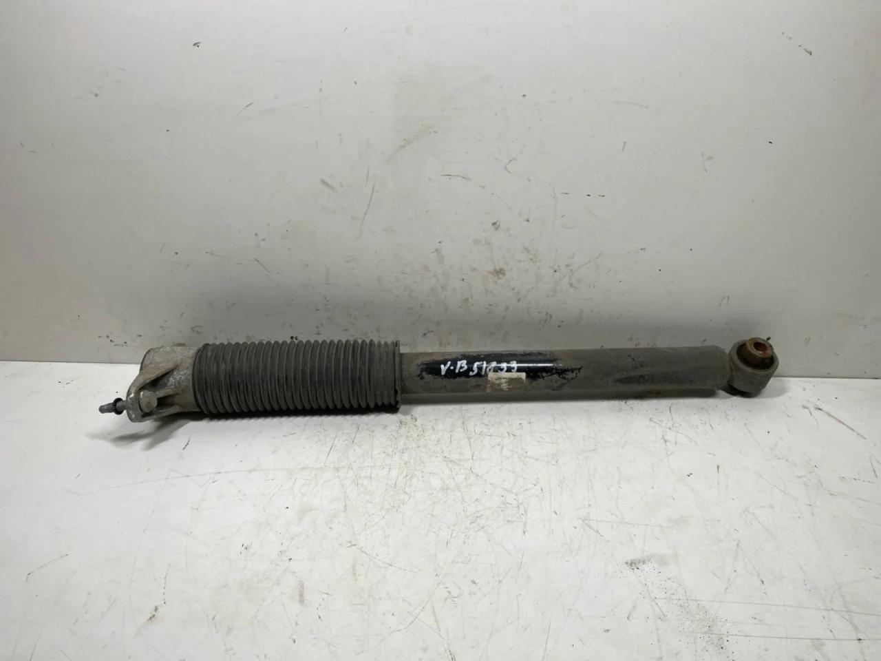 Tesla MODEL 3 2024- Amortizor, spate