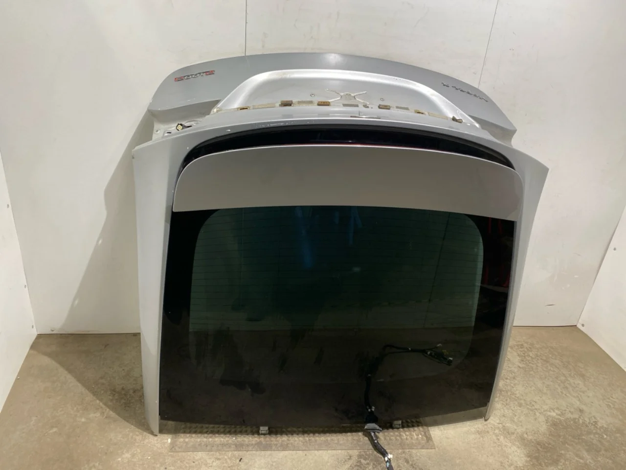 Tesla MODEL X 2016- Tailgate, estate