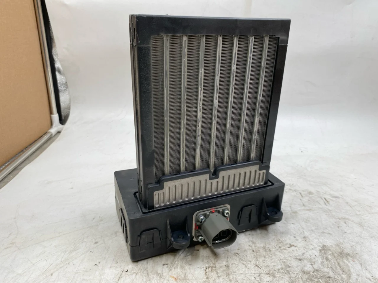 Tesla MODEL X 2016- Heater matrix, electric