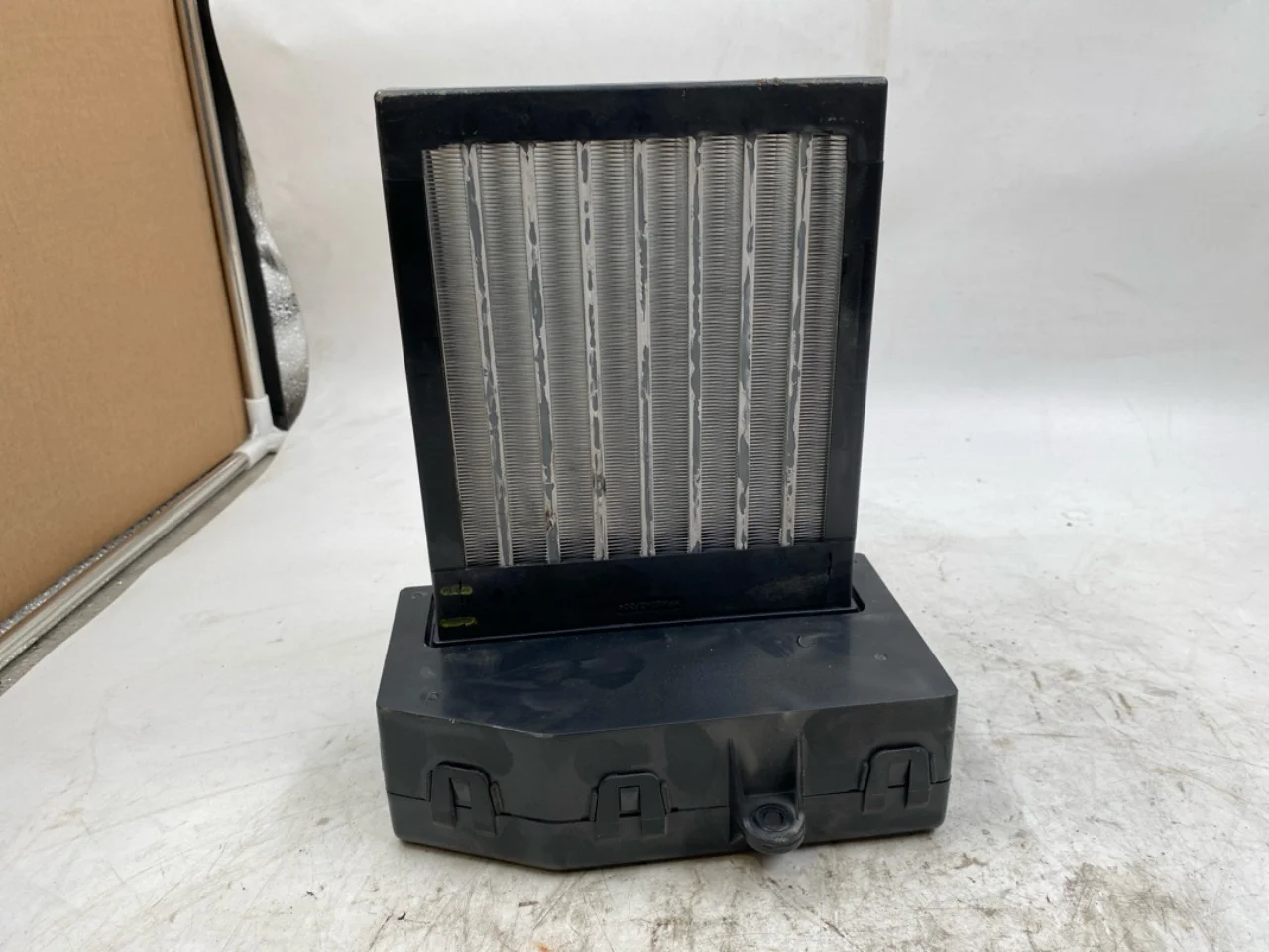 Tesla MODEL X 2016- Radiator încălzire electric vedere 2